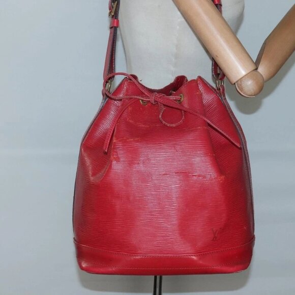 LOUIS VUITTON Epi Petit Noe Shoulder Bag Red M44107 LV Auth 129608 - Picture 15 of 16